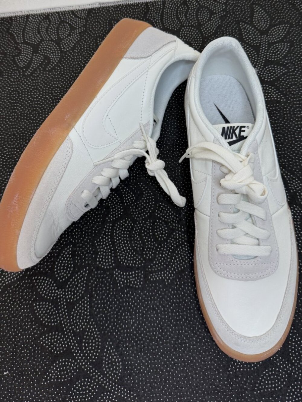 Nike Killshot 2 Leather/Suede/Gum Bottoms Sail/White Women's Size 9.5